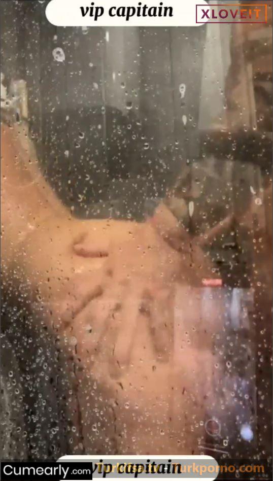 Dancer Aybik Porno Duşta sakso sikiş videosu