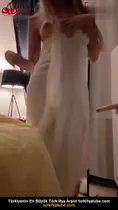 Kardelexuwu ifşa Duş sonrası havlusunu açtı