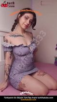 Fairyfreak333 ifşa Götüne kuyruk takıp 2 dildoyla tatmin oldu
