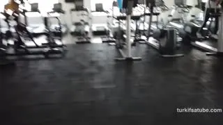 Selda Ateş – Spor salonunda etkili sırt