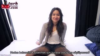 Genç & Masum – Charlotte’un İlk Deneyimi Altyazılı Porno