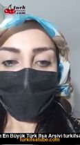 Türbanlı Boncuk mastürbasyonla boşalınca duşa girdi