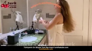 Anya Stark ifşa Banyoda havlusunu açtı