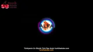Sert Porno Alfa Erkek türbanlı kadını tasmasından çekerek sikti